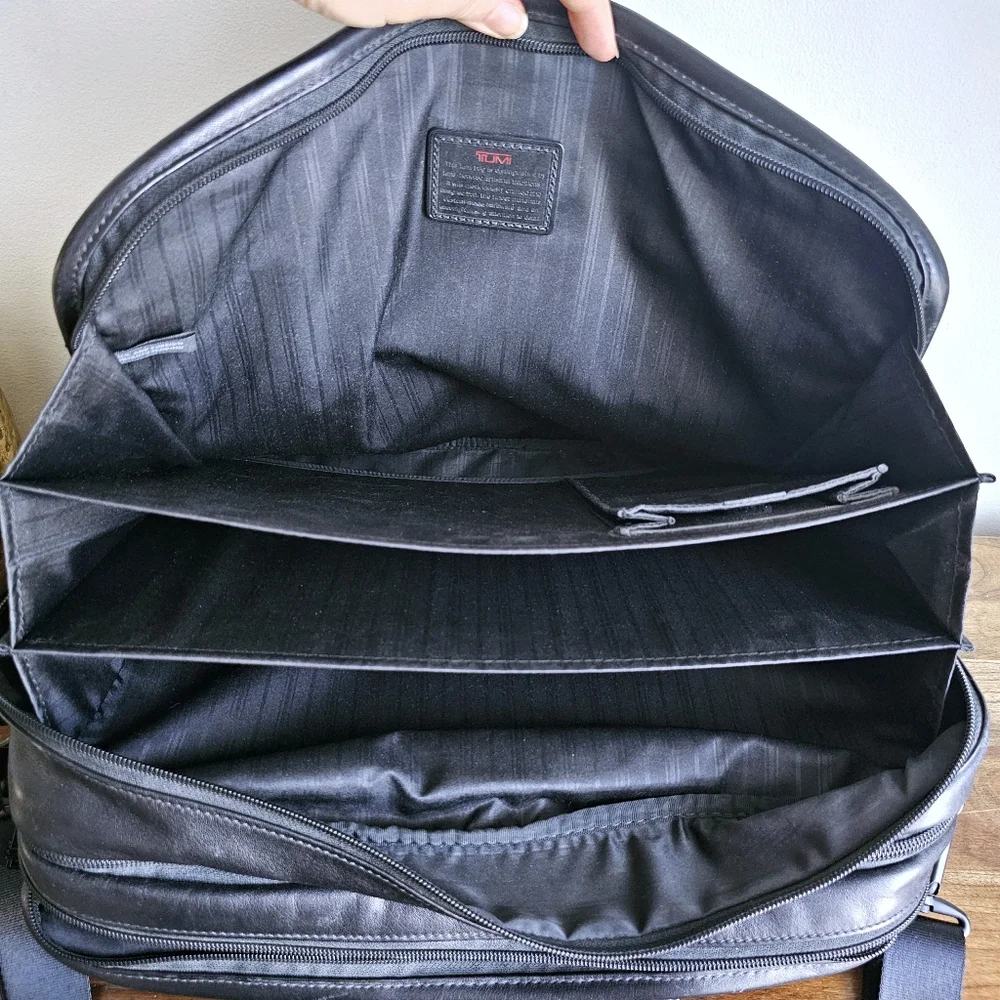 Tumi Alpha Expandable Black Genuine Leather Organizer Laptop Briefcase T Pass